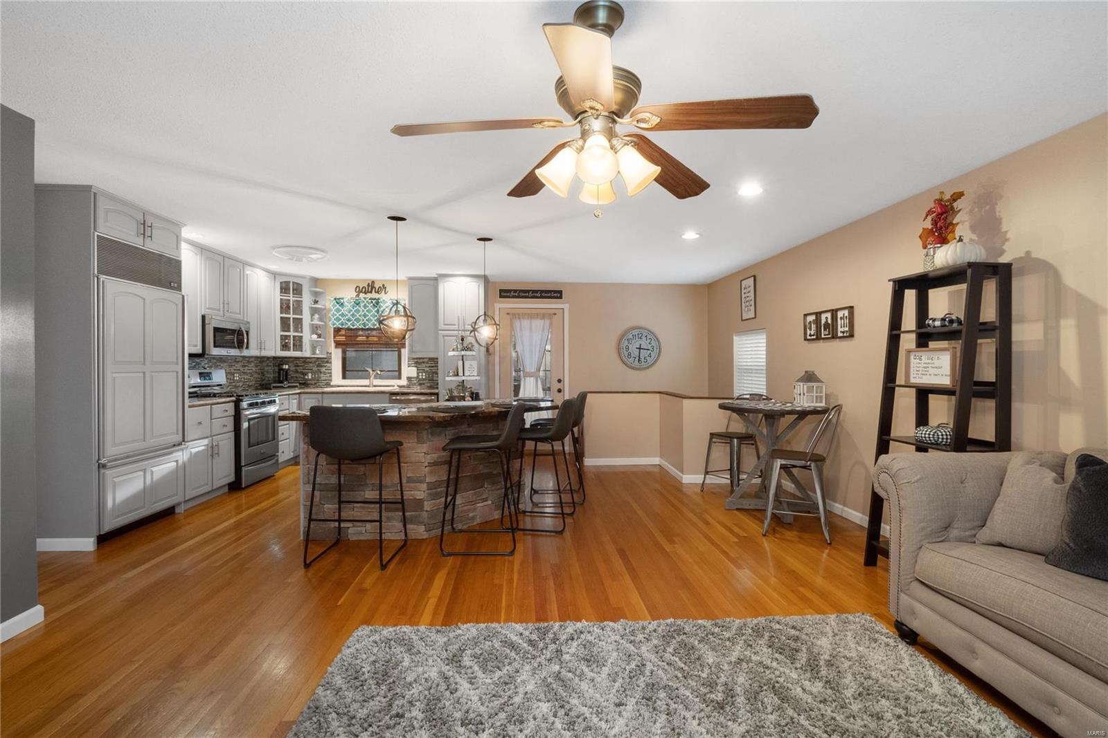 Teakwood Place 4 - Residential