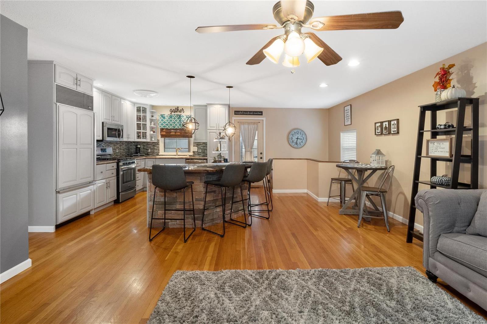 Teakwood Place 4 - Residential
