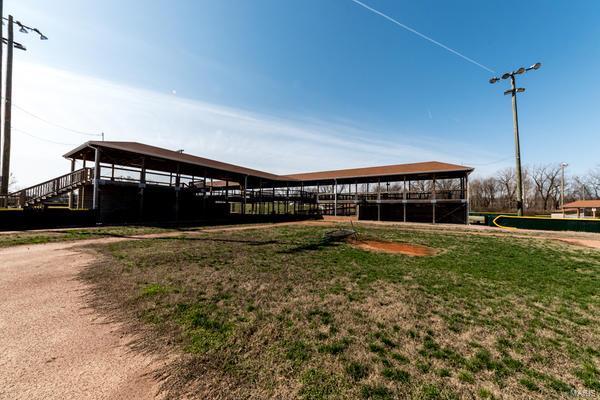 n/a - Commercial Sale