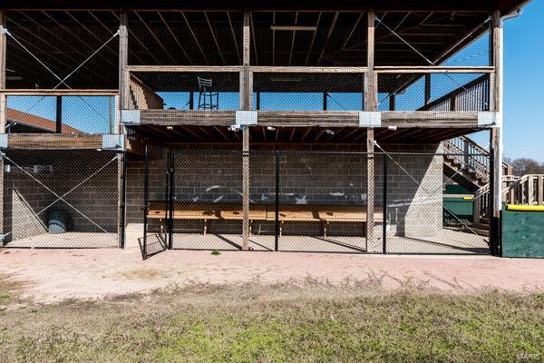 n/a - Commercial Sale