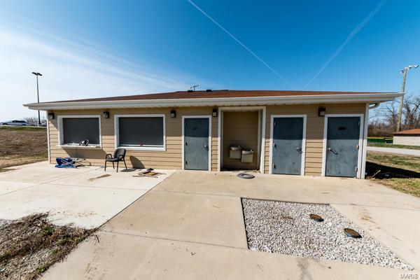 n/a - Commercial Sale