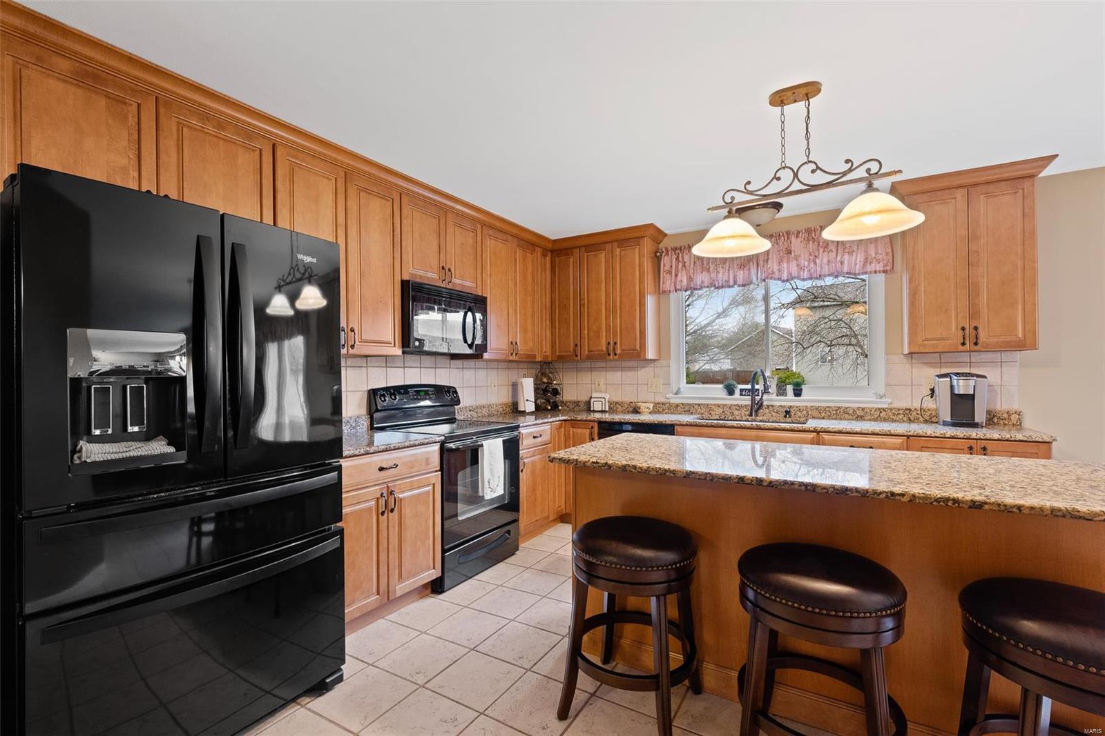 Twin Chimneys Ph3 Village H The Cedar - Residential
