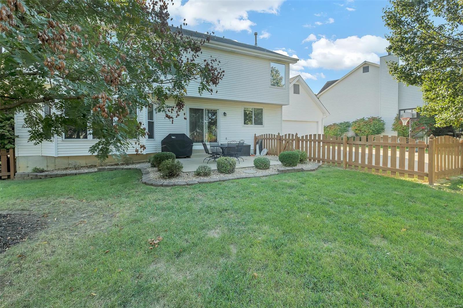 Twin Chimneys Ph3 Village H The Cedar - Residential