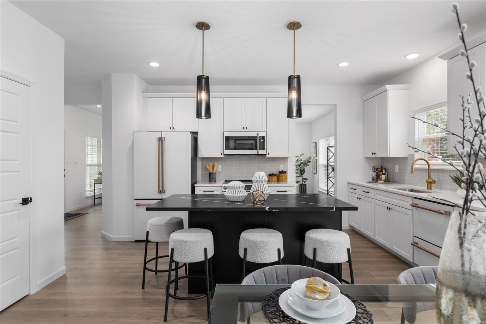 Parkview Manors - Residential