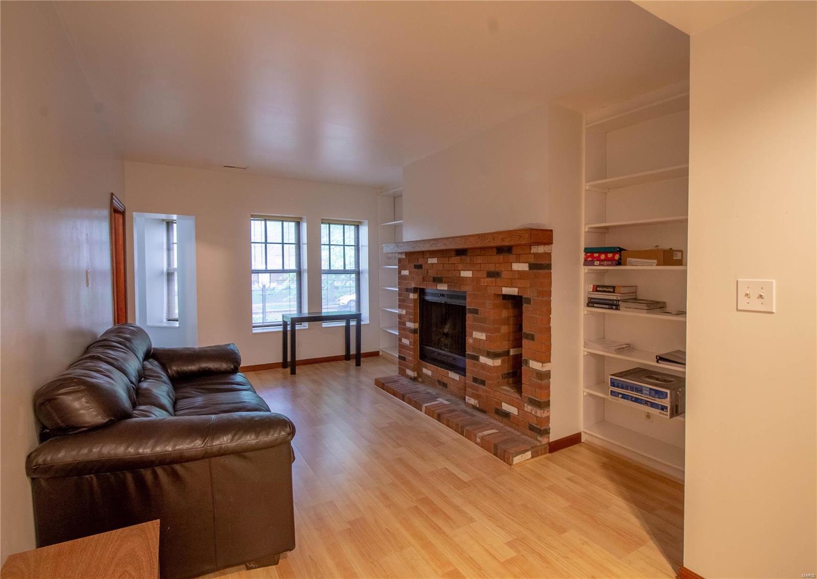 Waterman Condo 06 - Residential