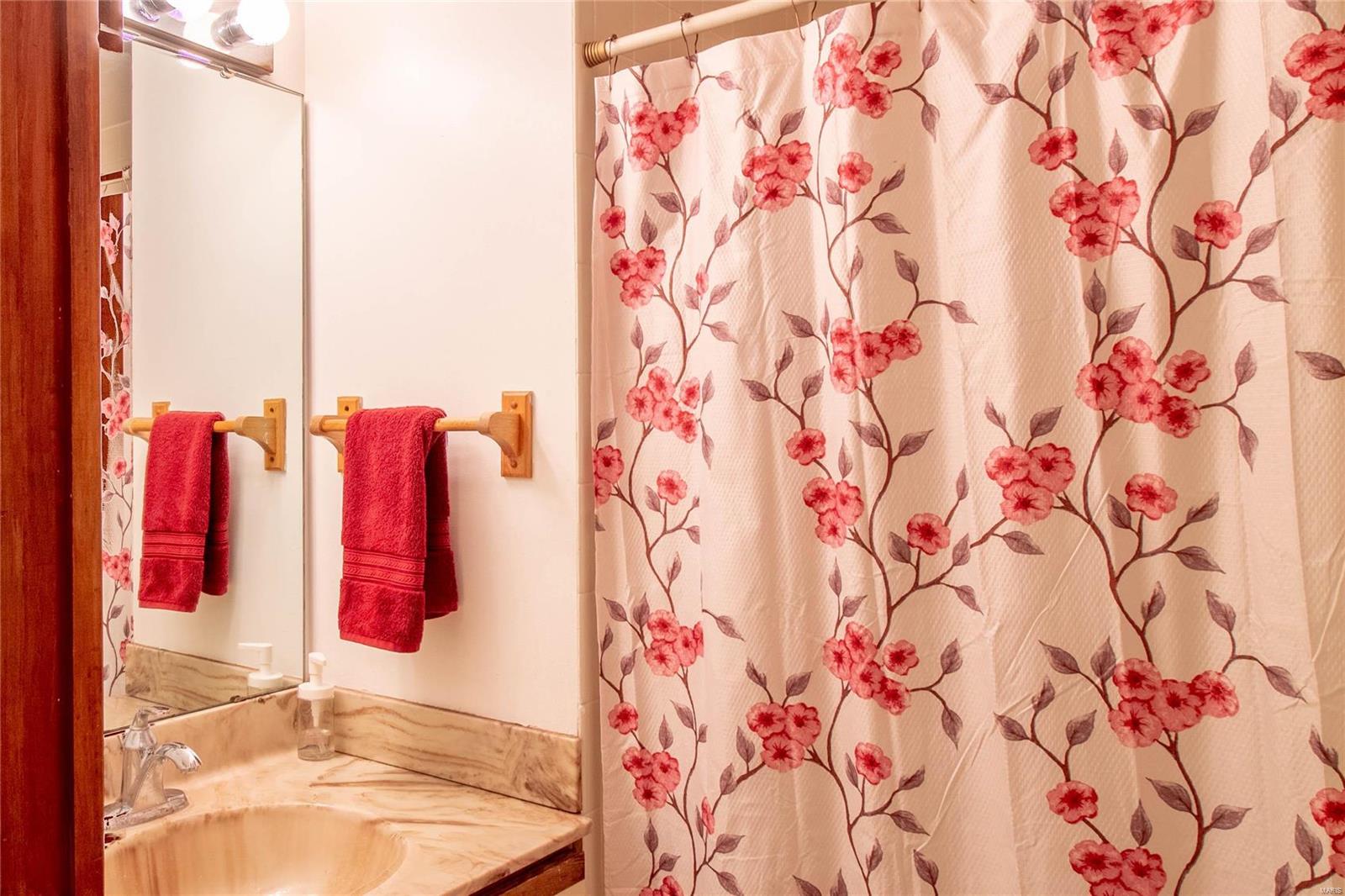 Waterman Condo 06 - Residential