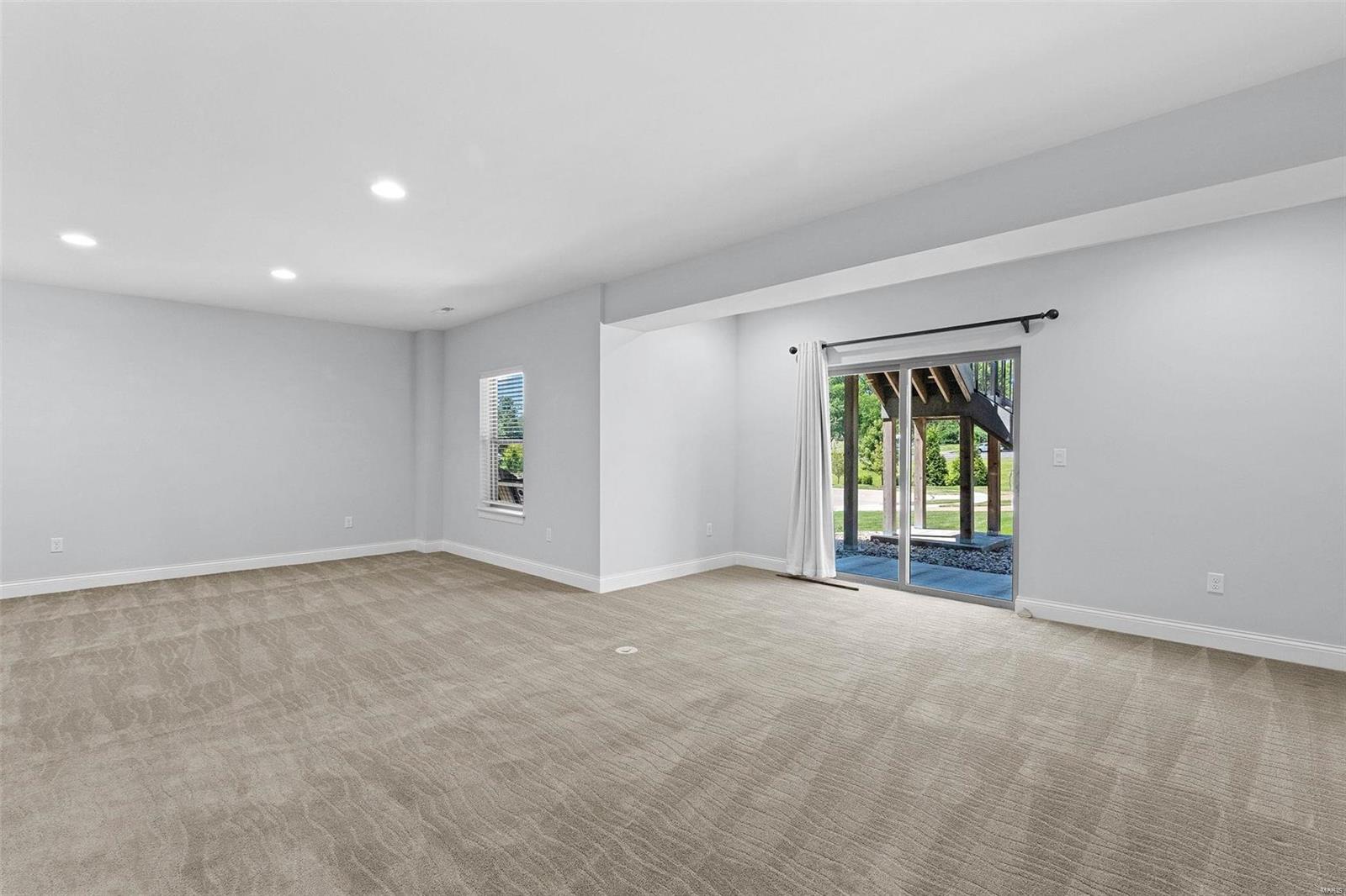 Grand Reserve - Residential