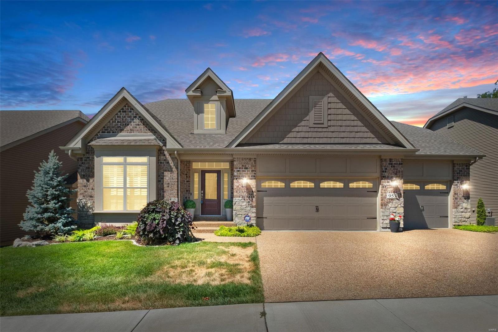 Grand Reserve - Residential