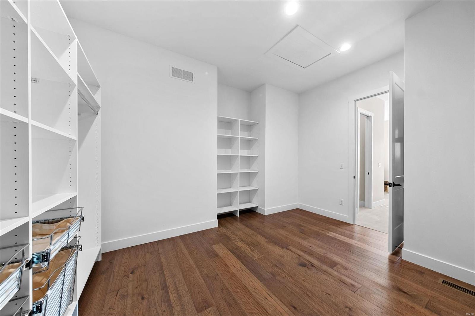 Oak View Farms #1 - Residential