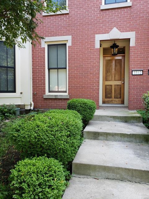 Townhouse in St Charles MO 3312 Civic Green Drive.jpg