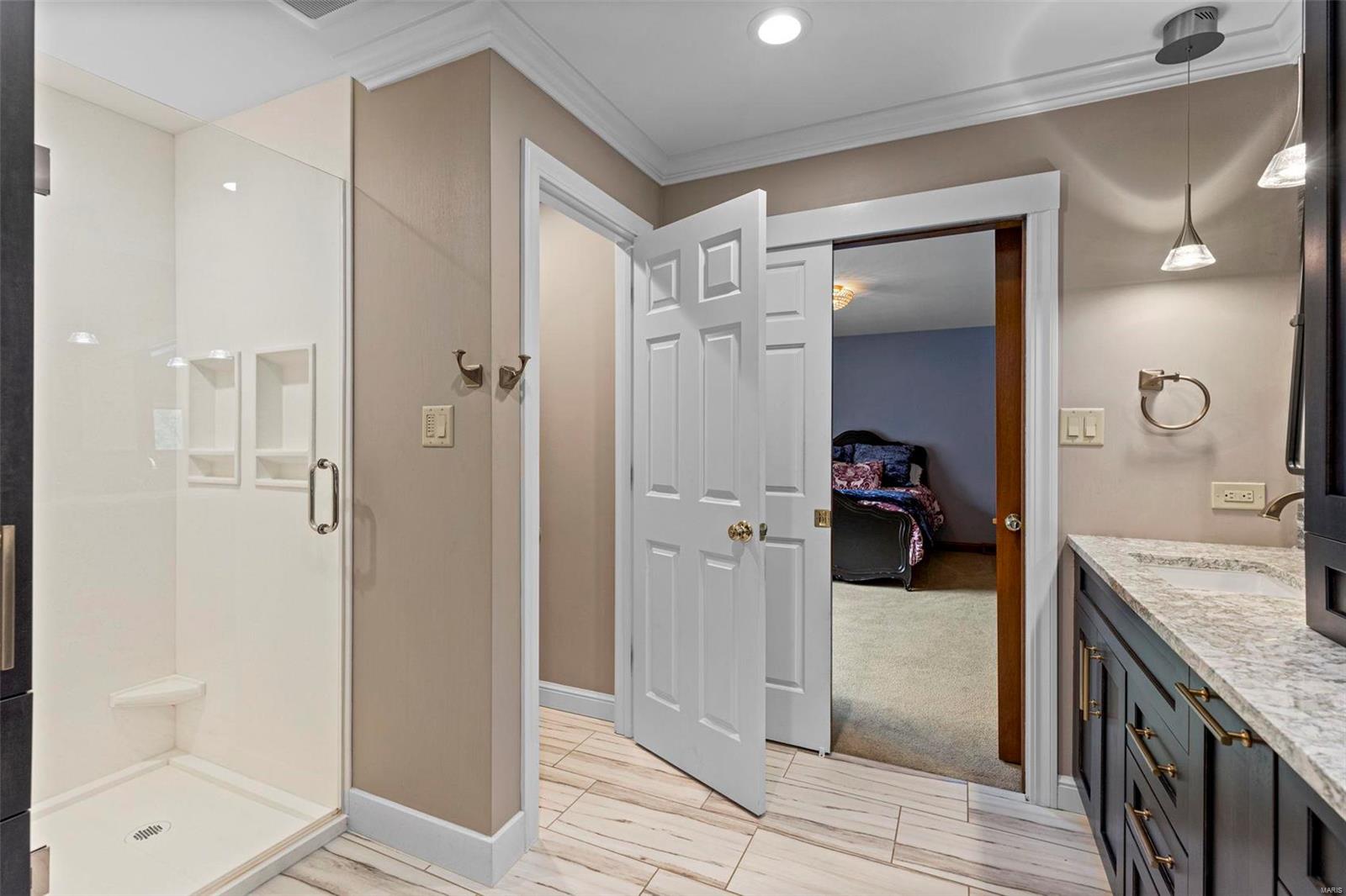 Frontenac Place - Residential