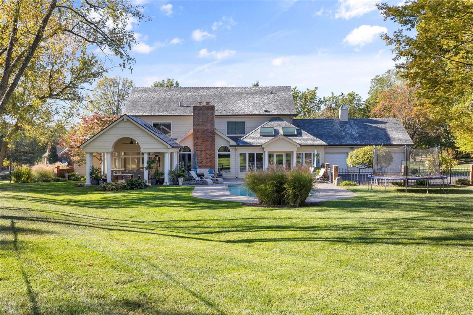 Frontenac Place - Residential