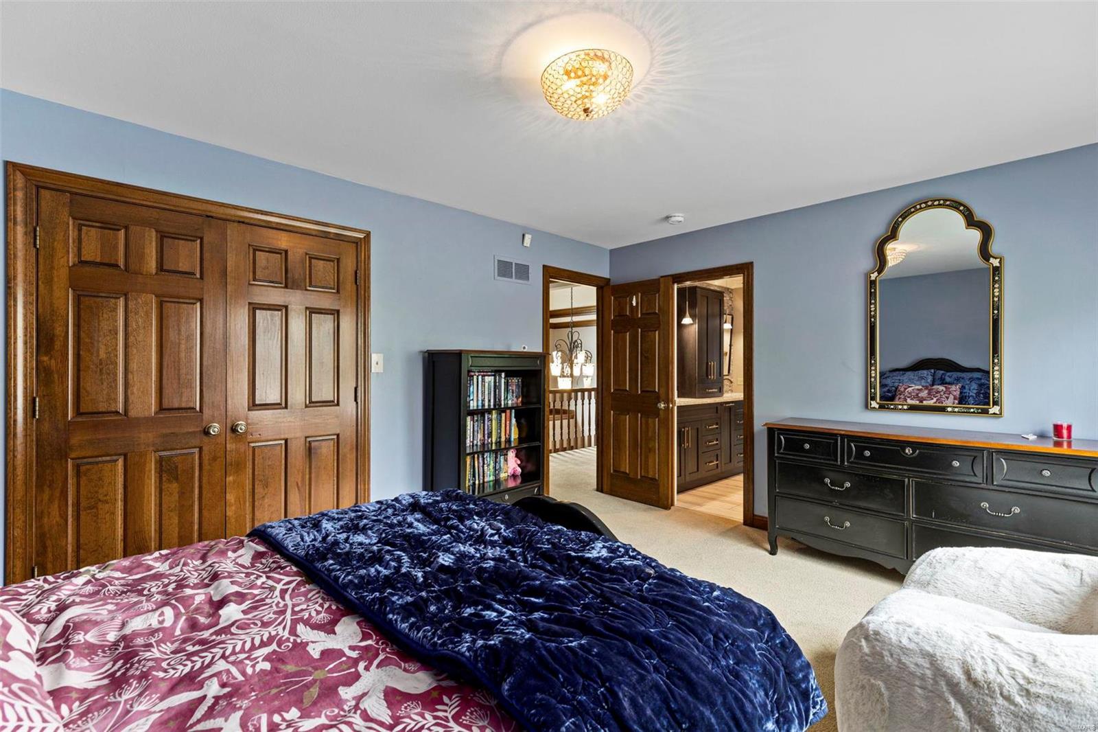 Frontenac Place - Residential