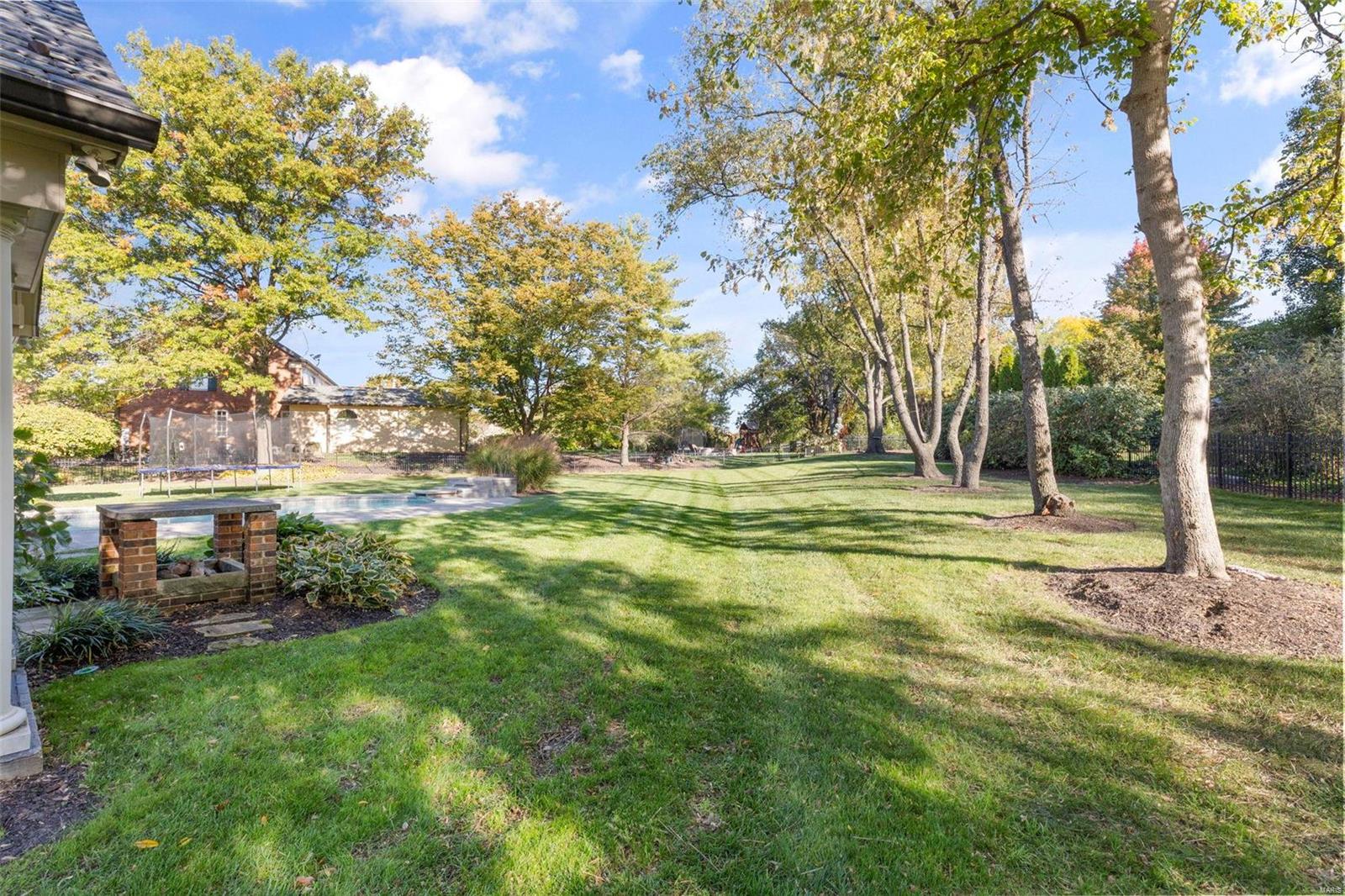 Frontenac Place - Residential