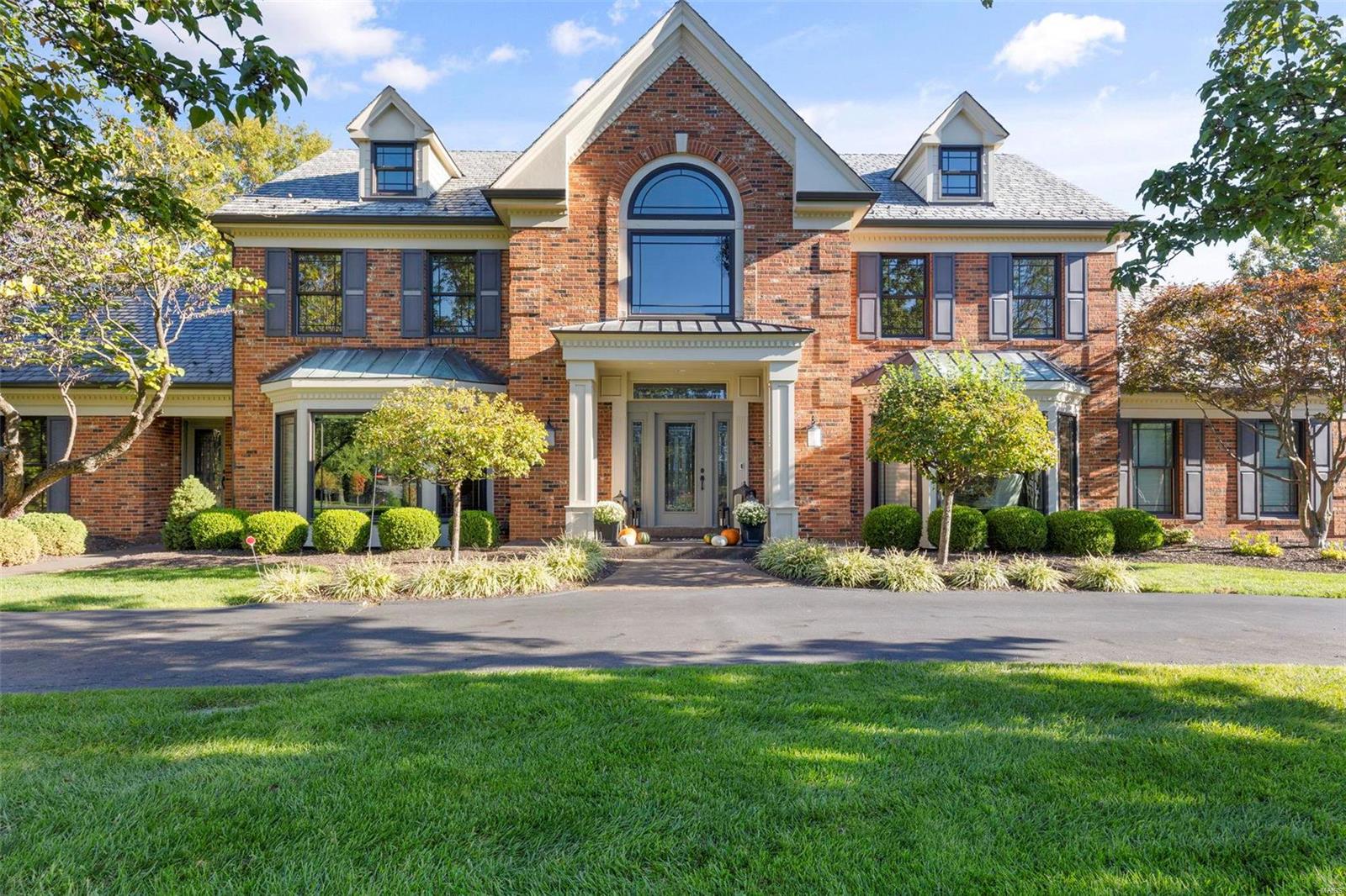 Frontenac Place - Residential