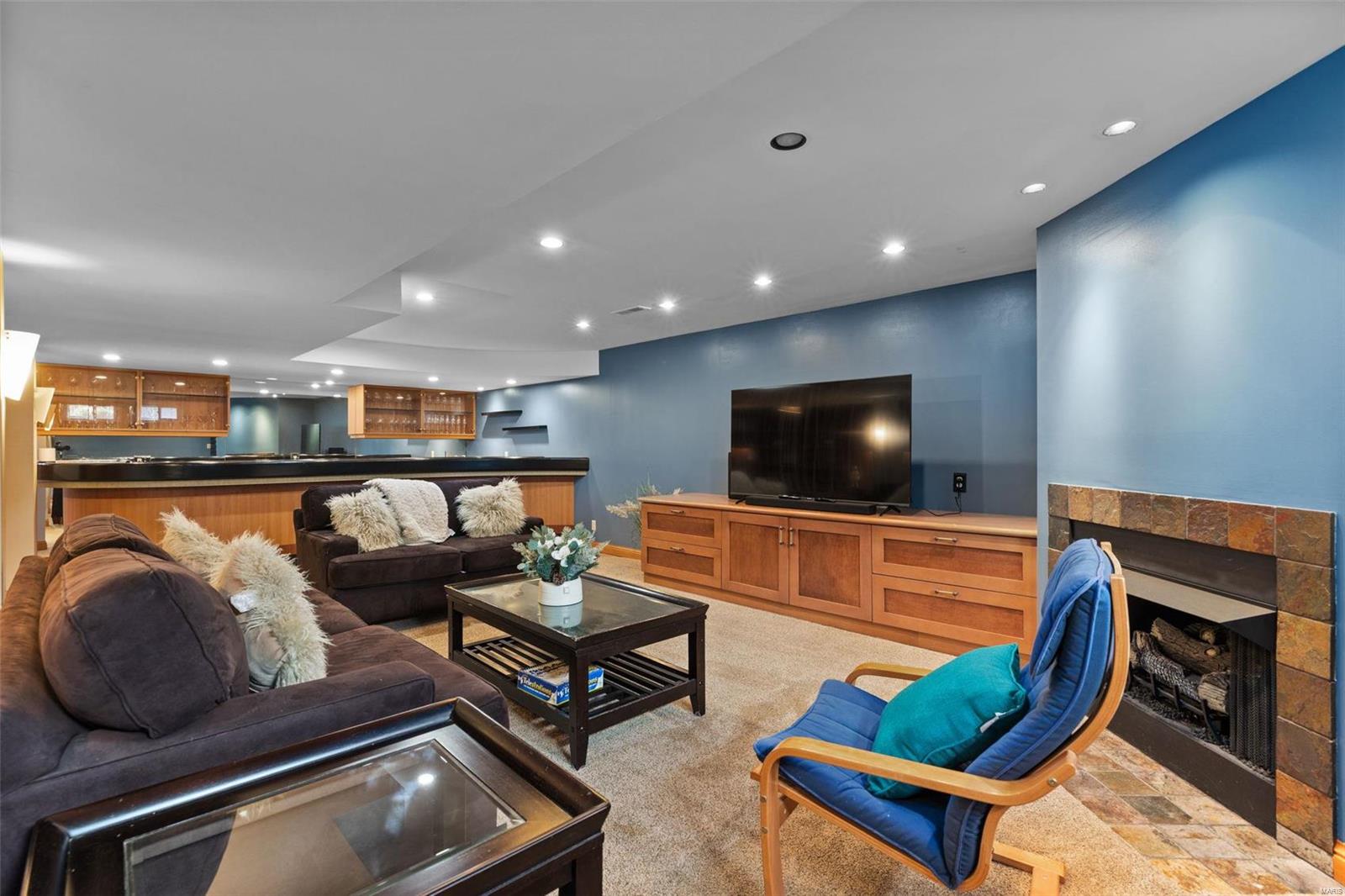 Frontenac Place - Residential