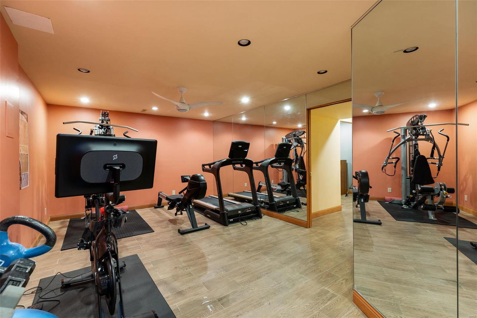 Frontenac Place - Residential