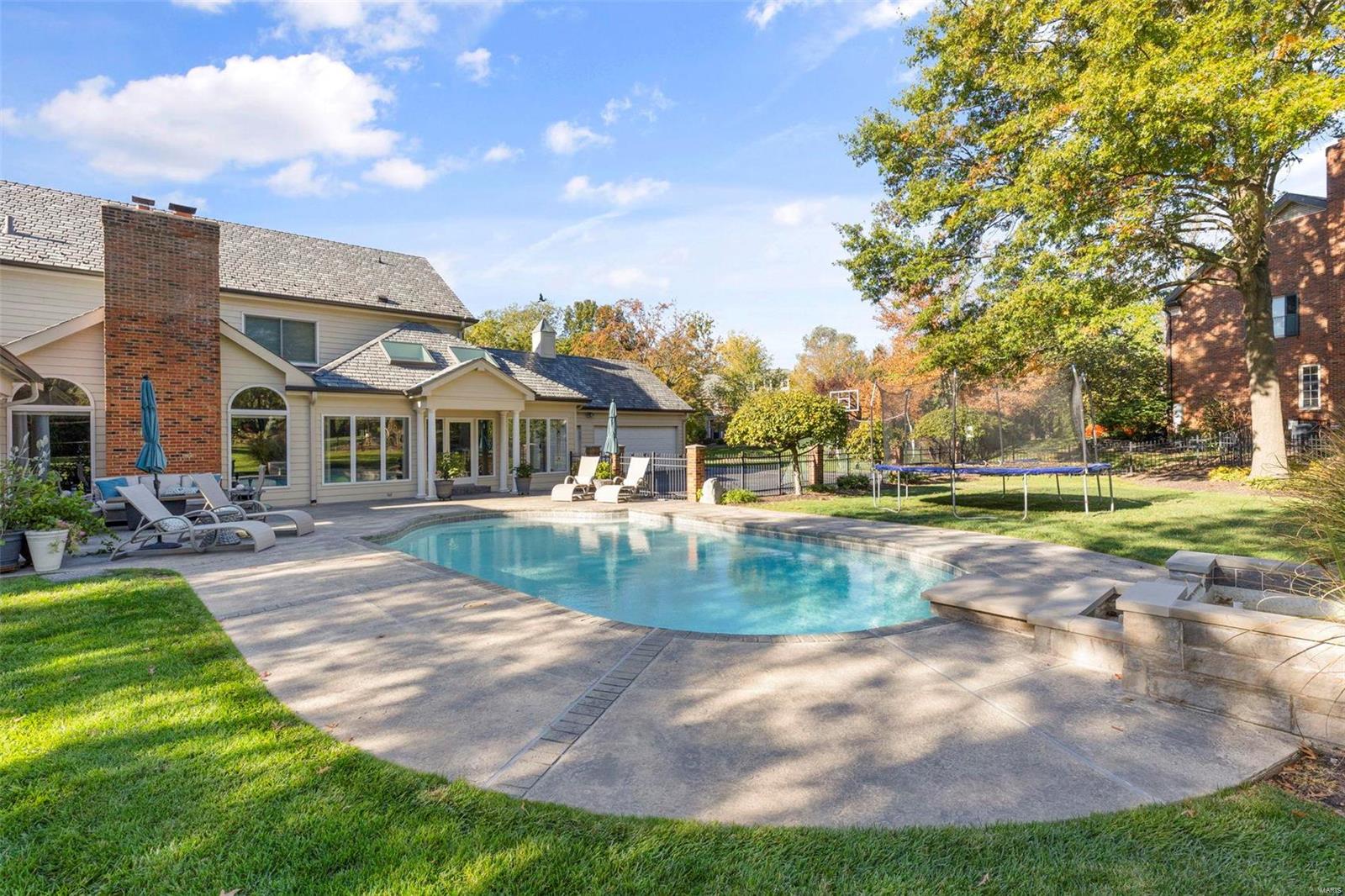 Frontenac Place - Residential