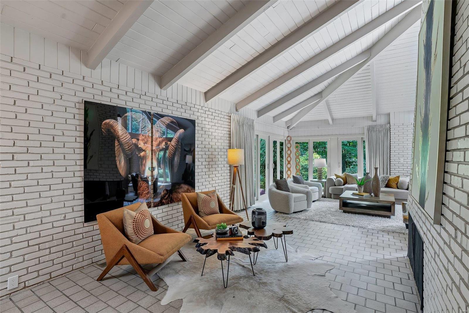 Huggo Essen Farm - Residential