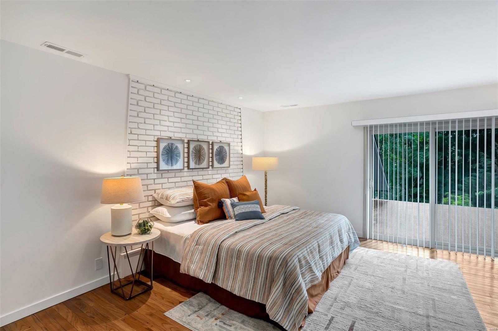 Huggo Essen Farm - Residential