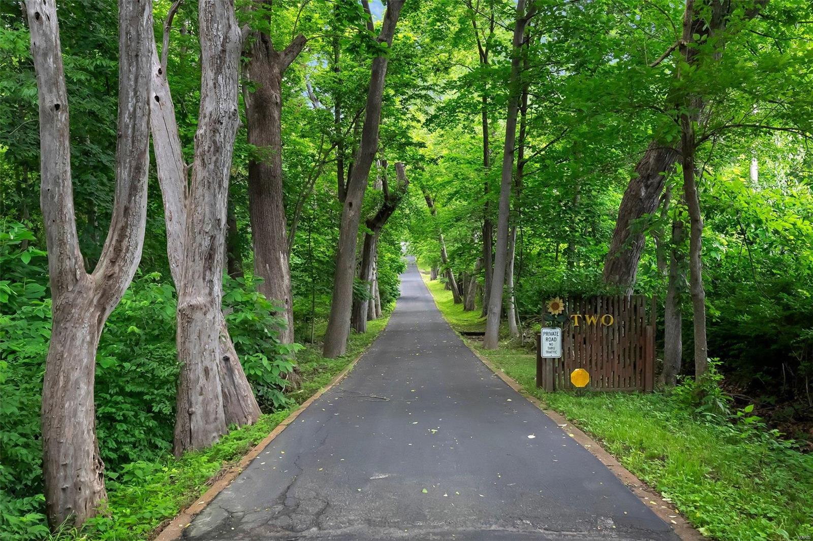 Huggo Essen Farm - Residential