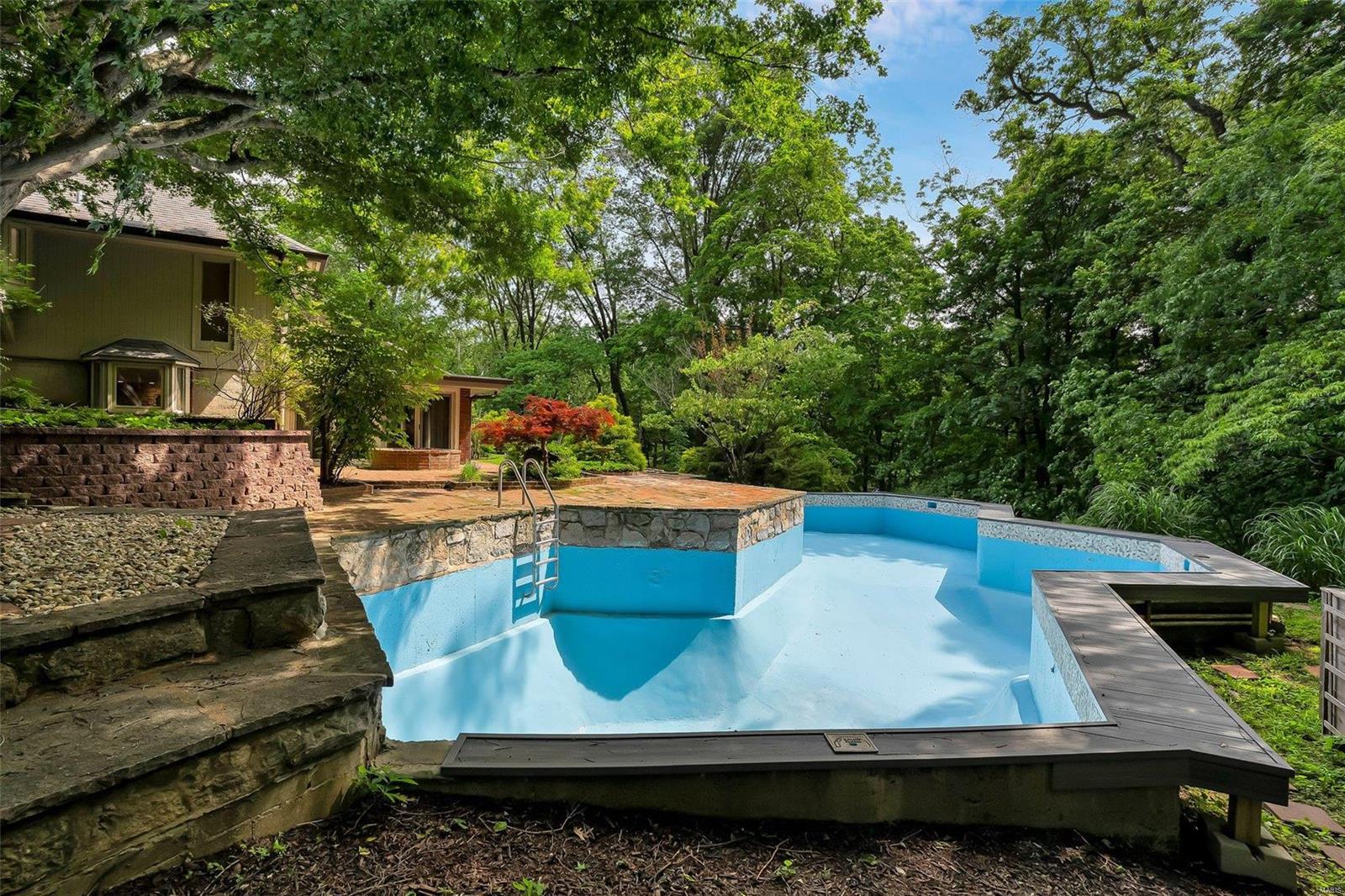 Huggo Essen Farm - Residential