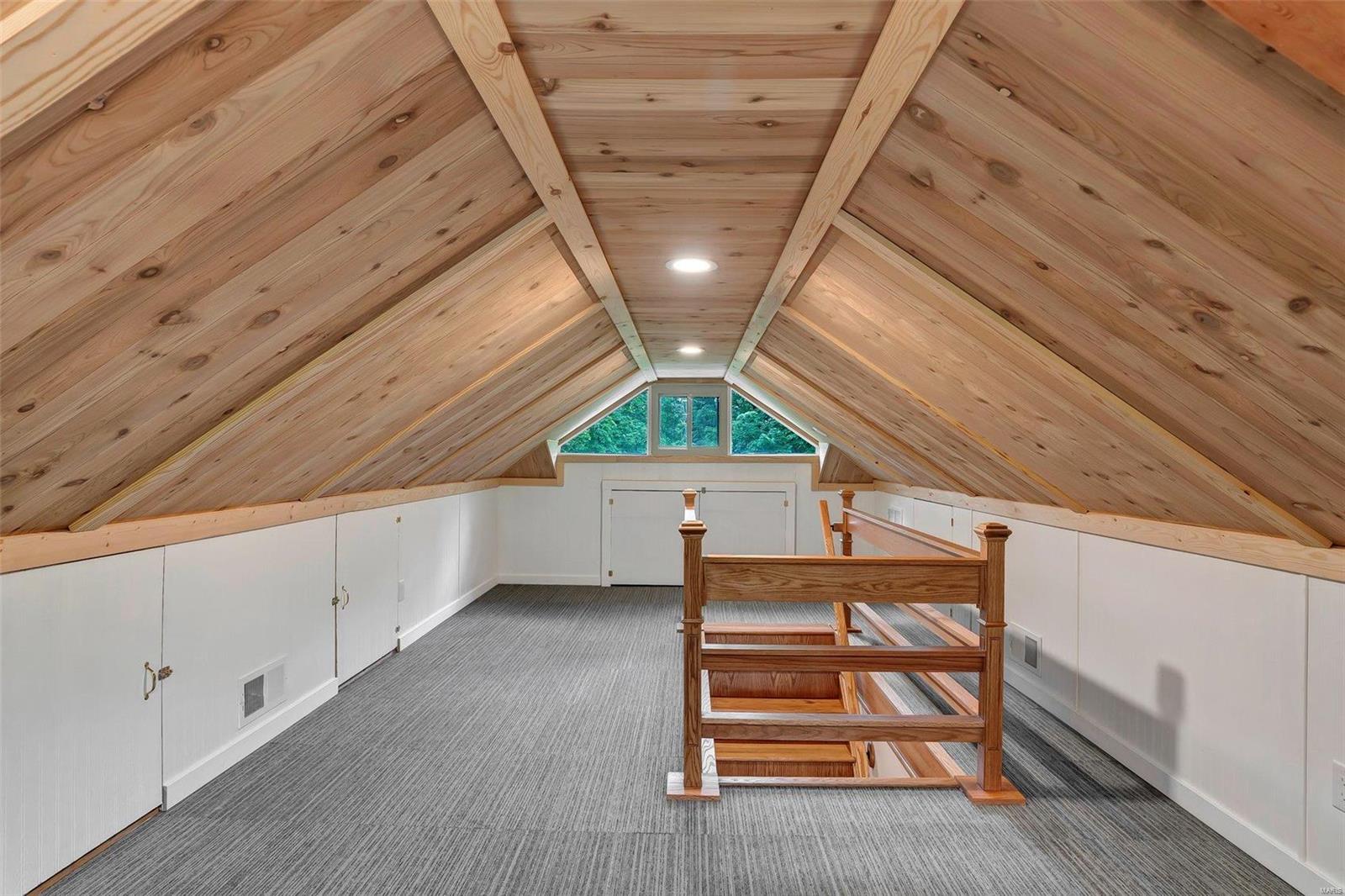 Huggo Essen Farm - Residential