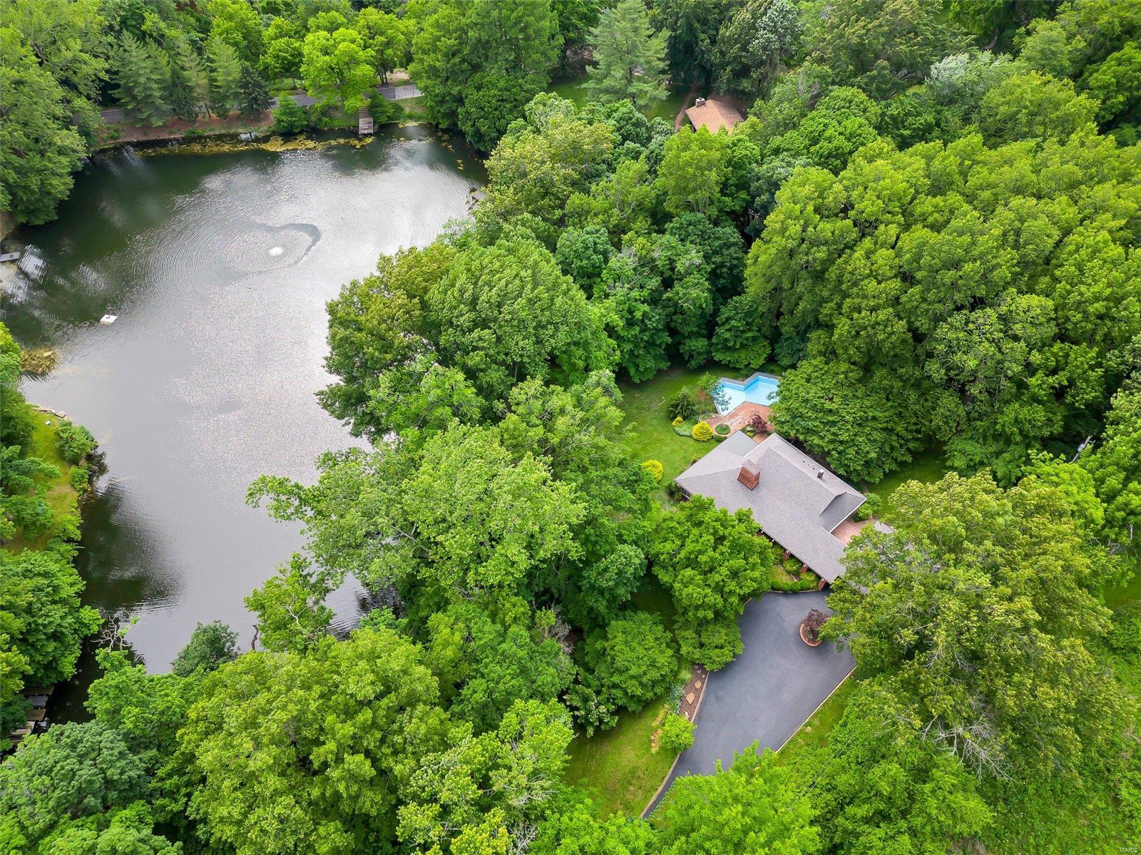 Huggo Essen Farm - Residential