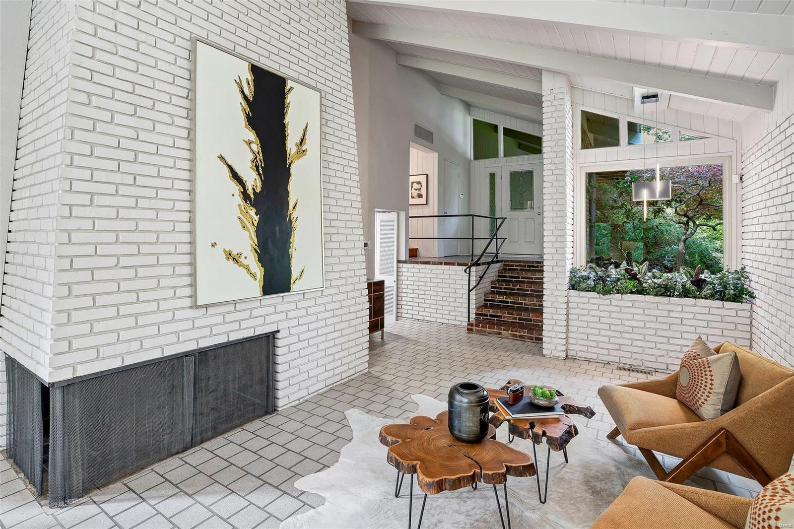 Huggo Essen Farm - Residential