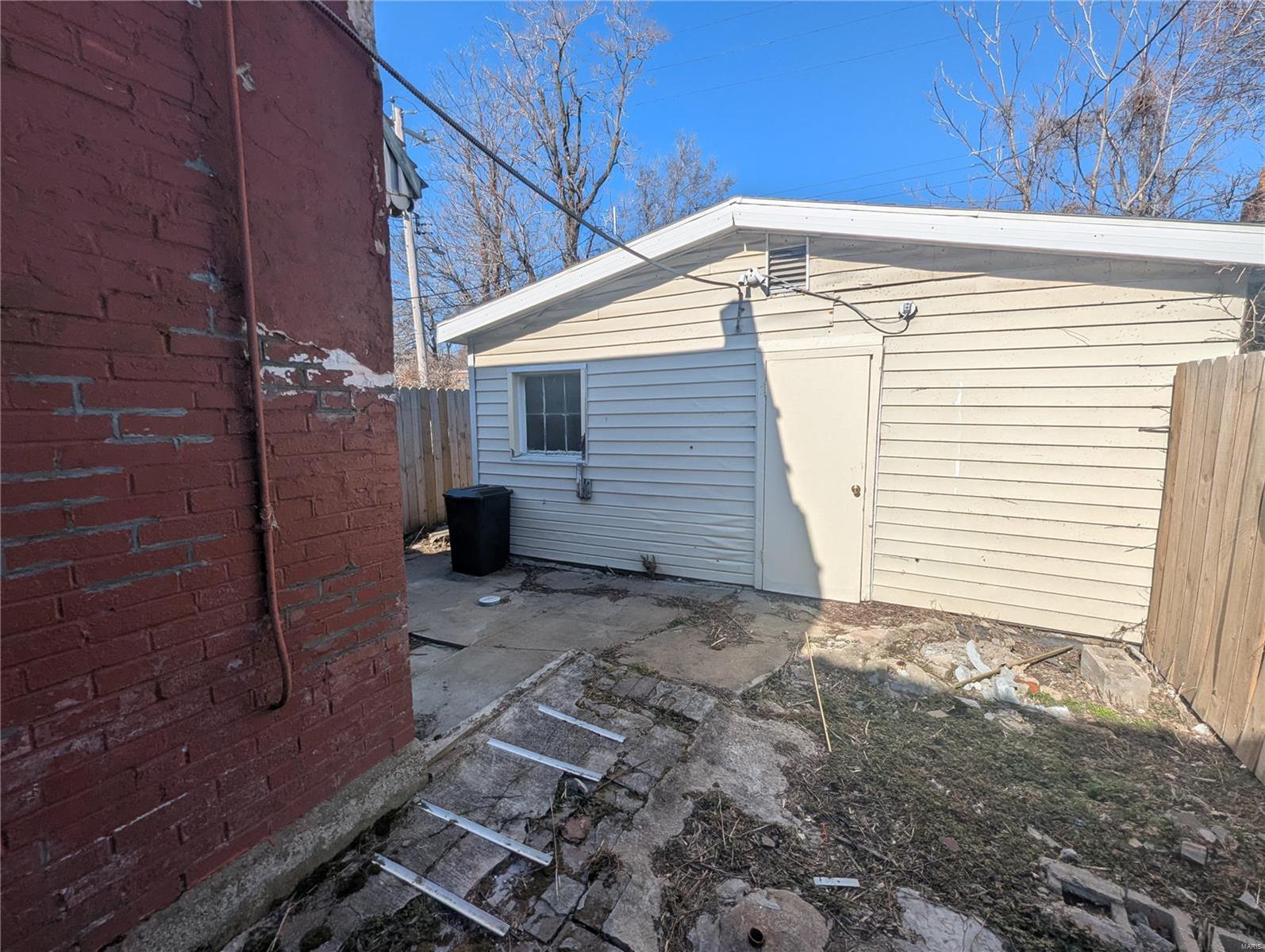 St Louis University Tr Add - Residential