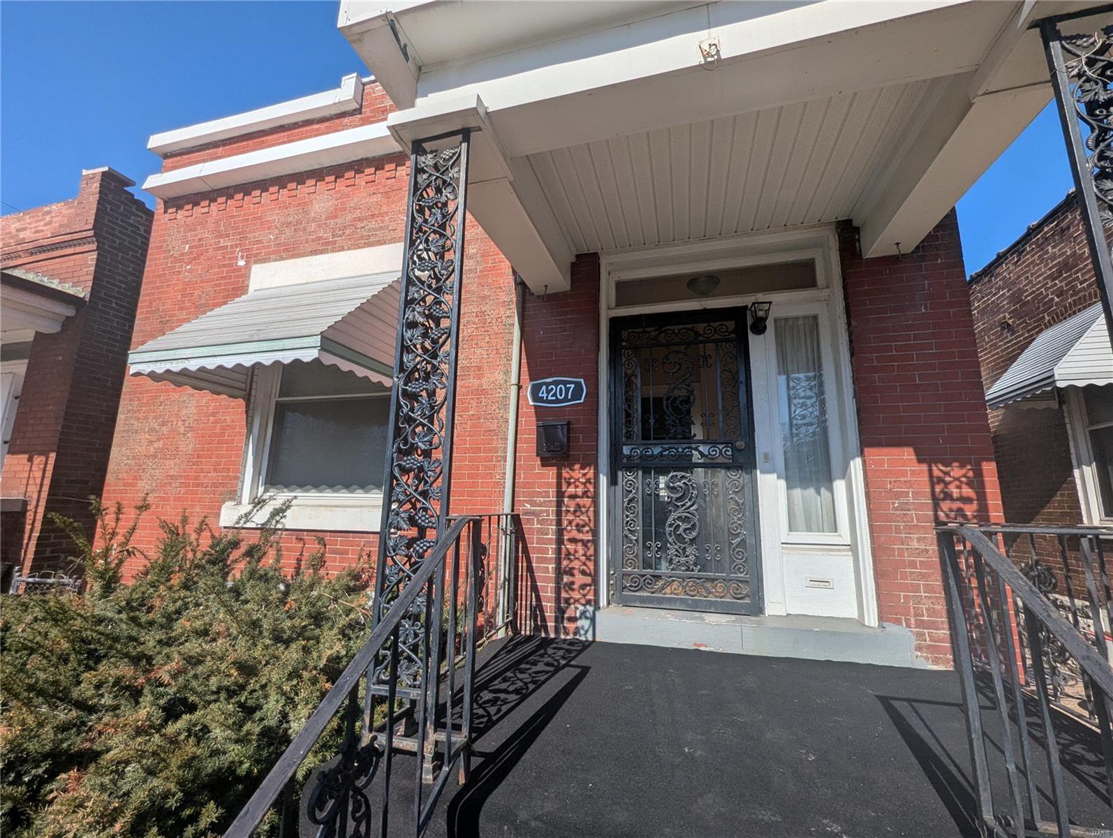 St Louis University Tr Add - Residential