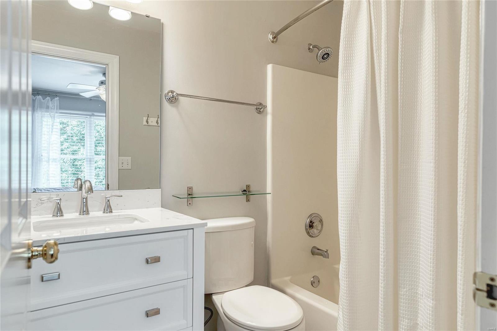 Schoettler Manor - Residential