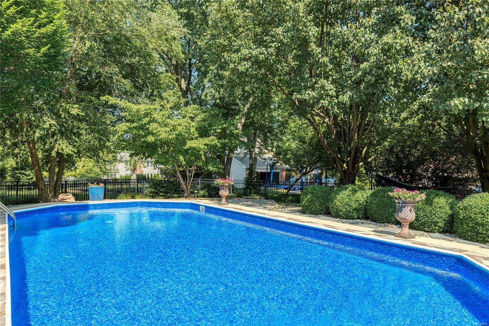 Schoettler Manor - Residential