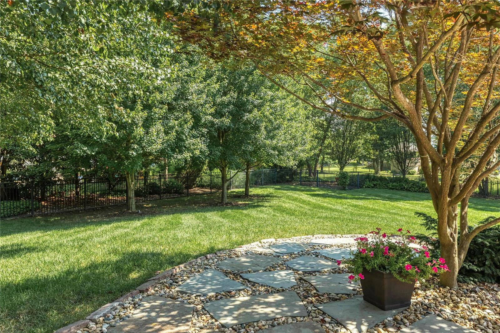 Schoettler Manor - Residential