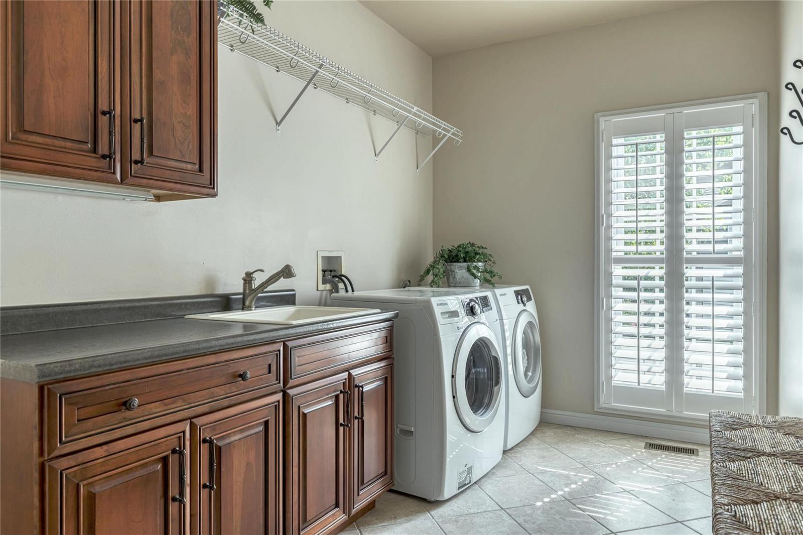 Schoettler Manor - Residential