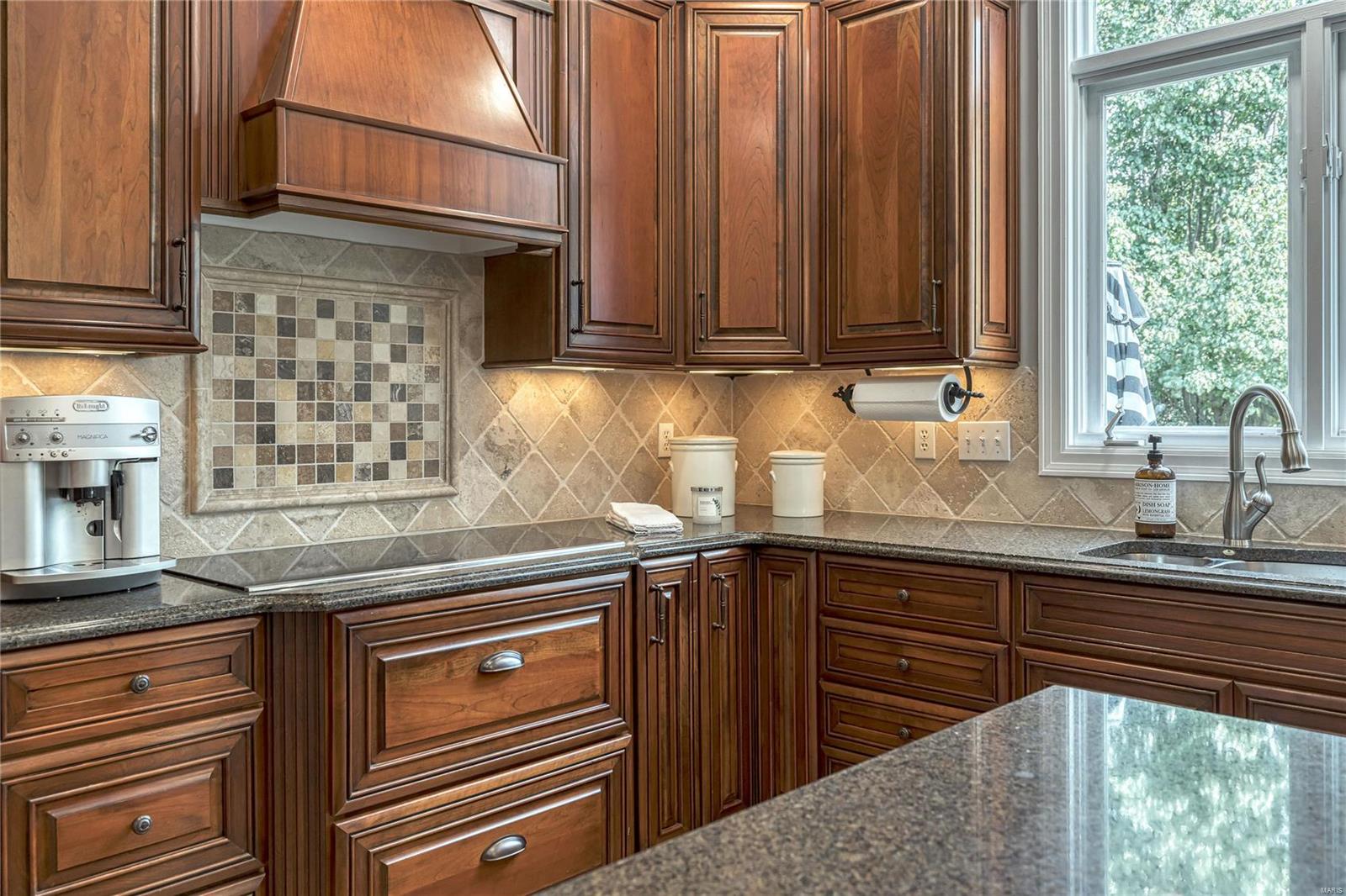 Schoettler Manor - Residential