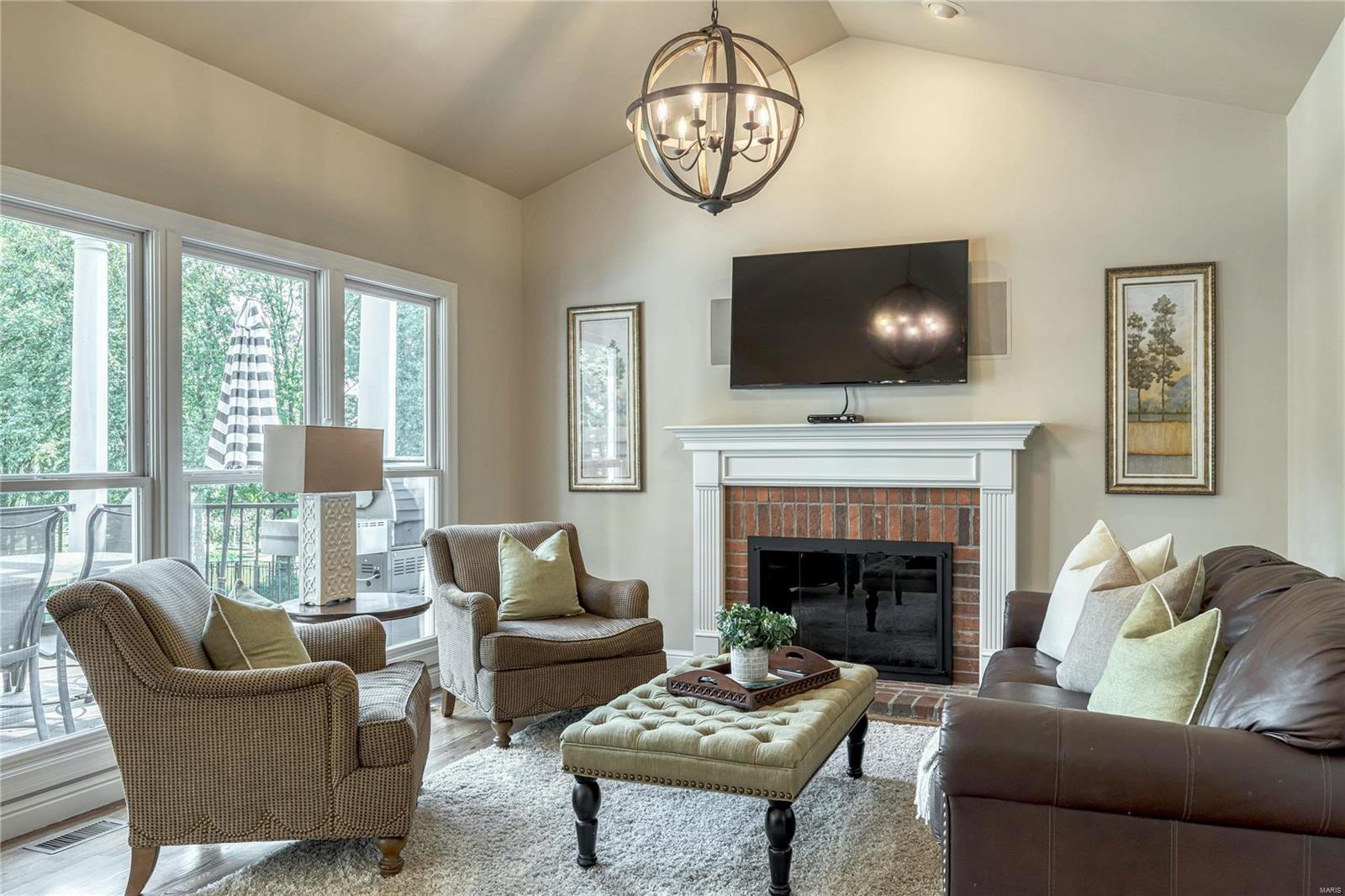 Schoettler Manor - Residential