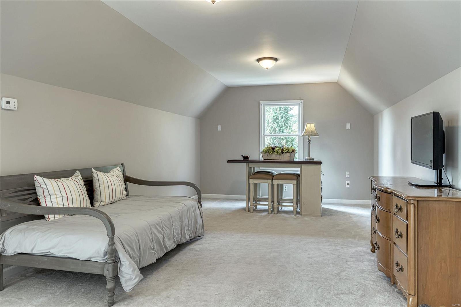 Schoettler Manor - Residential