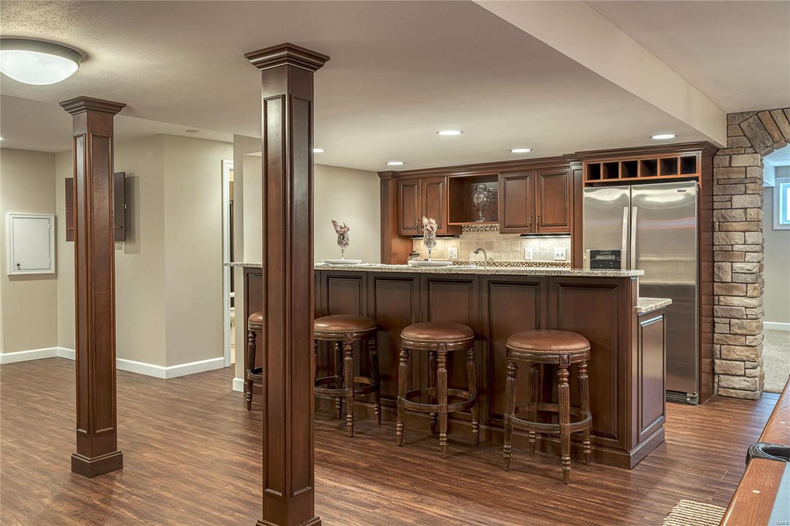 Schoettler Manor - Residential