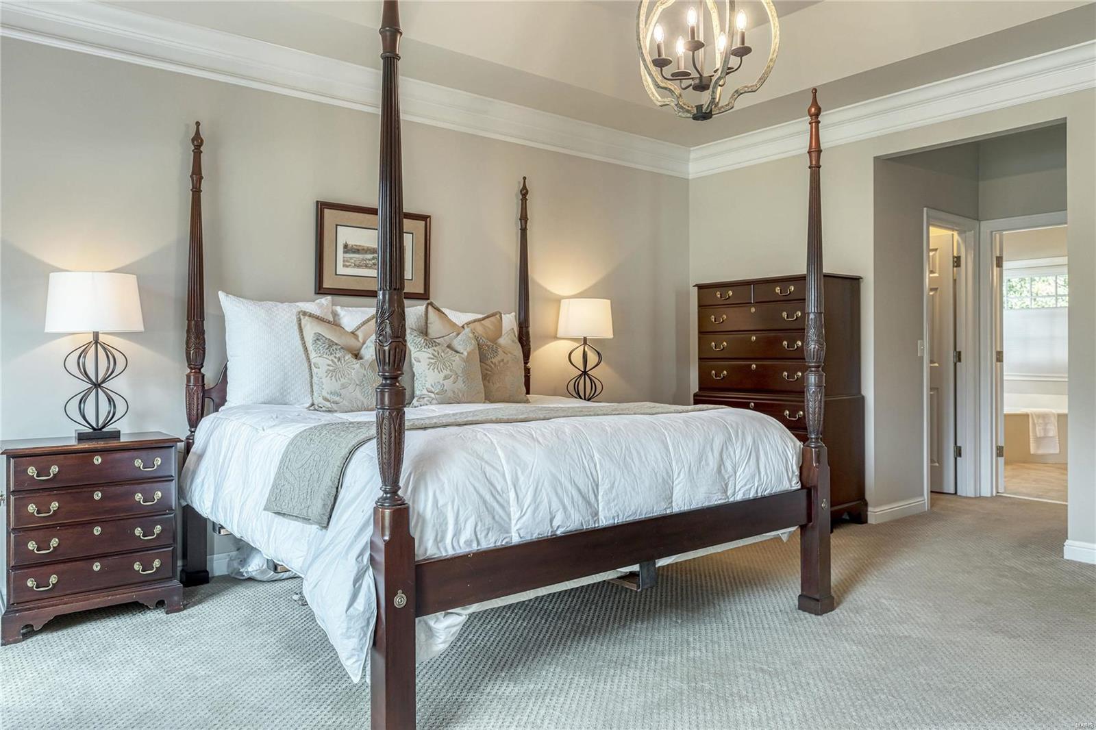 Schoettler Manor - Residential