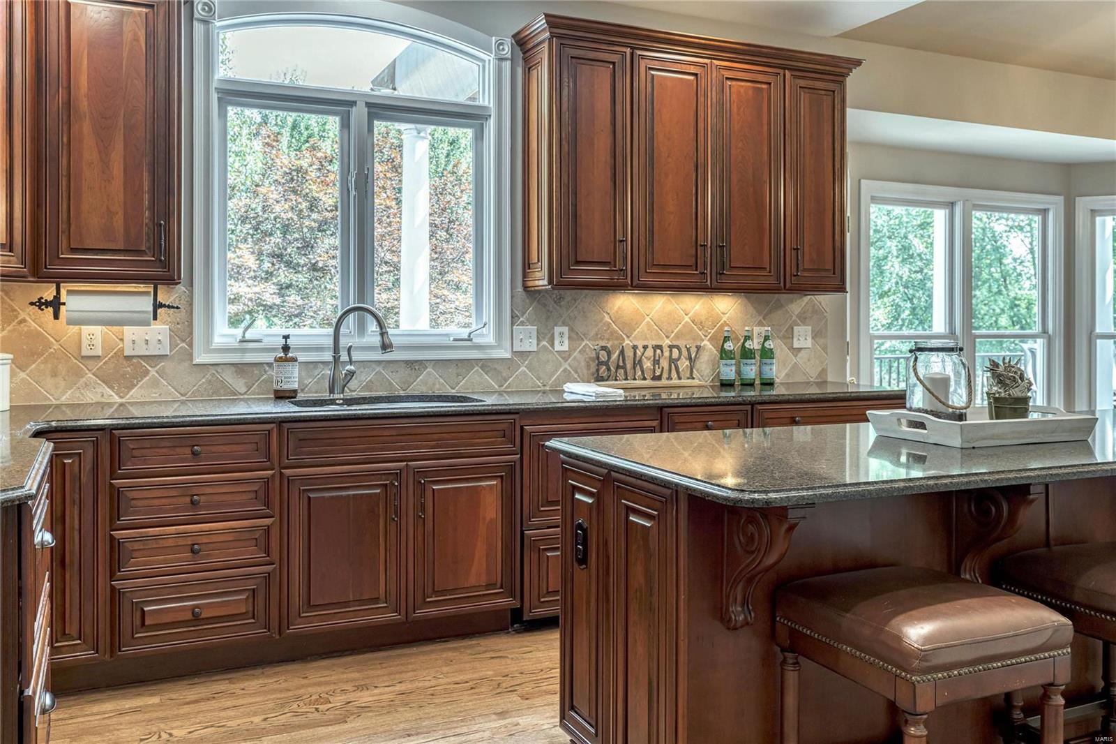 Schoettler Manor - Residential