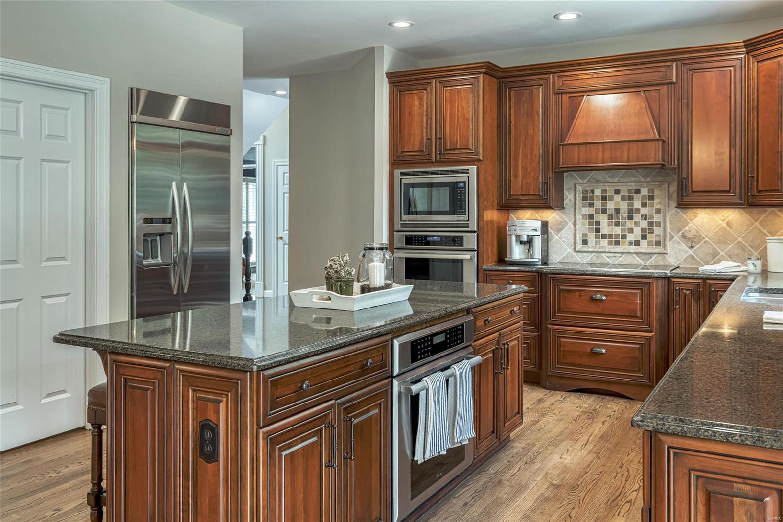 Schoettler Manor - Residential