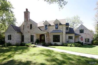 Ladue Manor - Residential