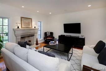 Ladue Manor - Residential