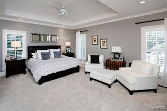 Ladue Manor - Residential