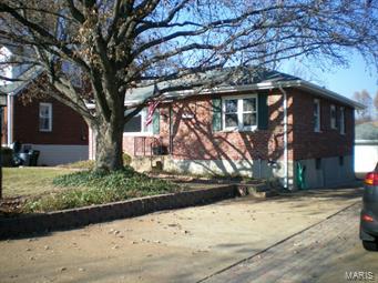 Tesson Ferry Court Amd - Residential