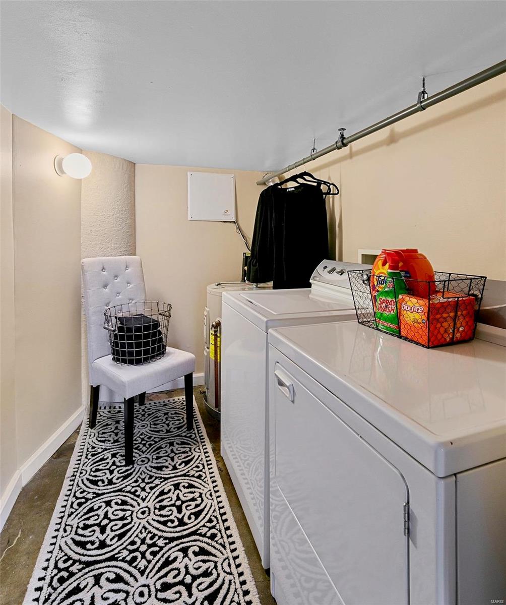 Lofts/2020 Washington - Residential