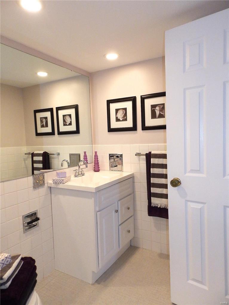 HANLEY TOWERS - Residential