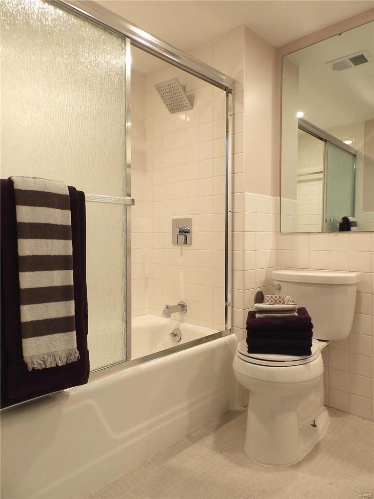 HANLEY TOWERS - Residential