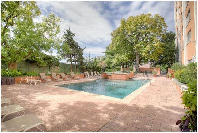 HANLEY TOWERS - Residential